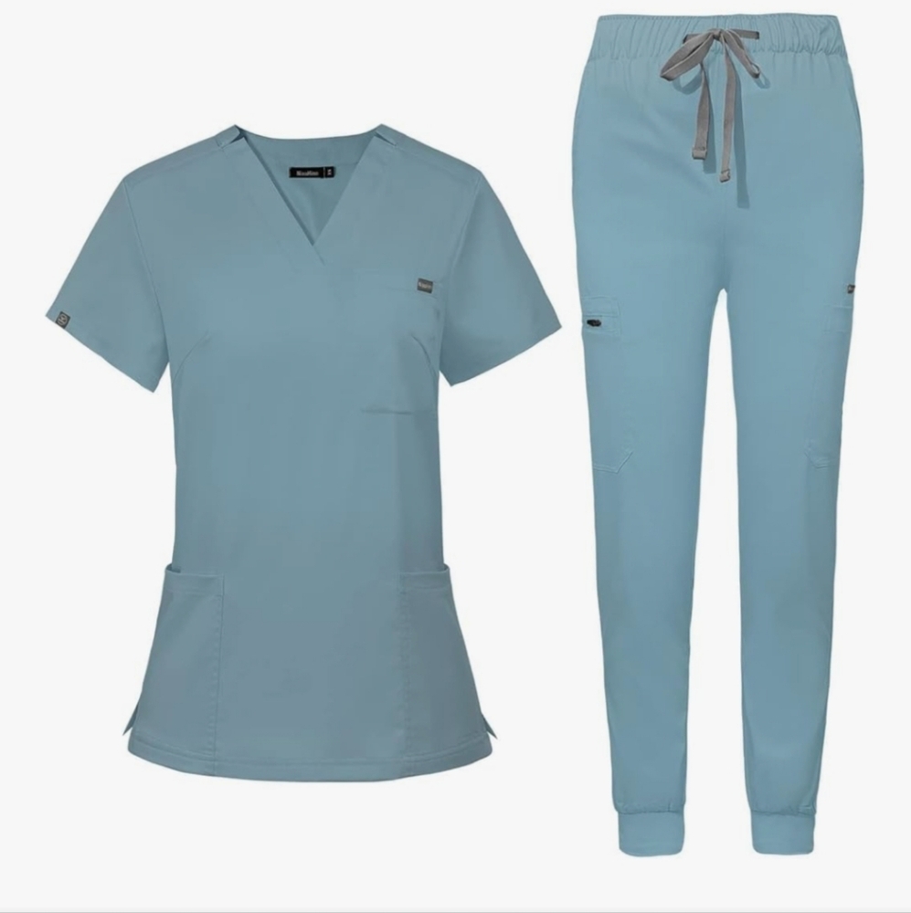 niaahinn Women's Scrub Top with Classic V-Neck & Yoga Jogger Pants light blue